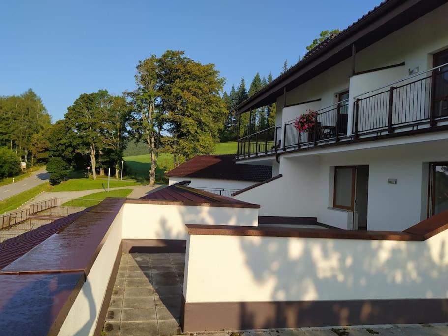 Apratman Julie - Bavorska Ruda Apartment Bayerisch Eisenstein Bagian luar foto